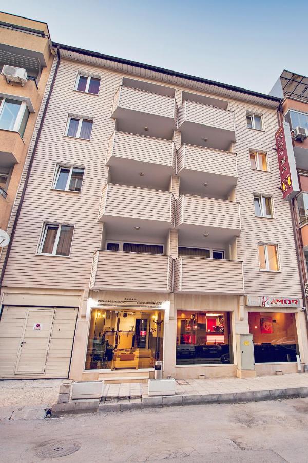 Family Hotel Gran Ivan Варна Екстер'єр фото