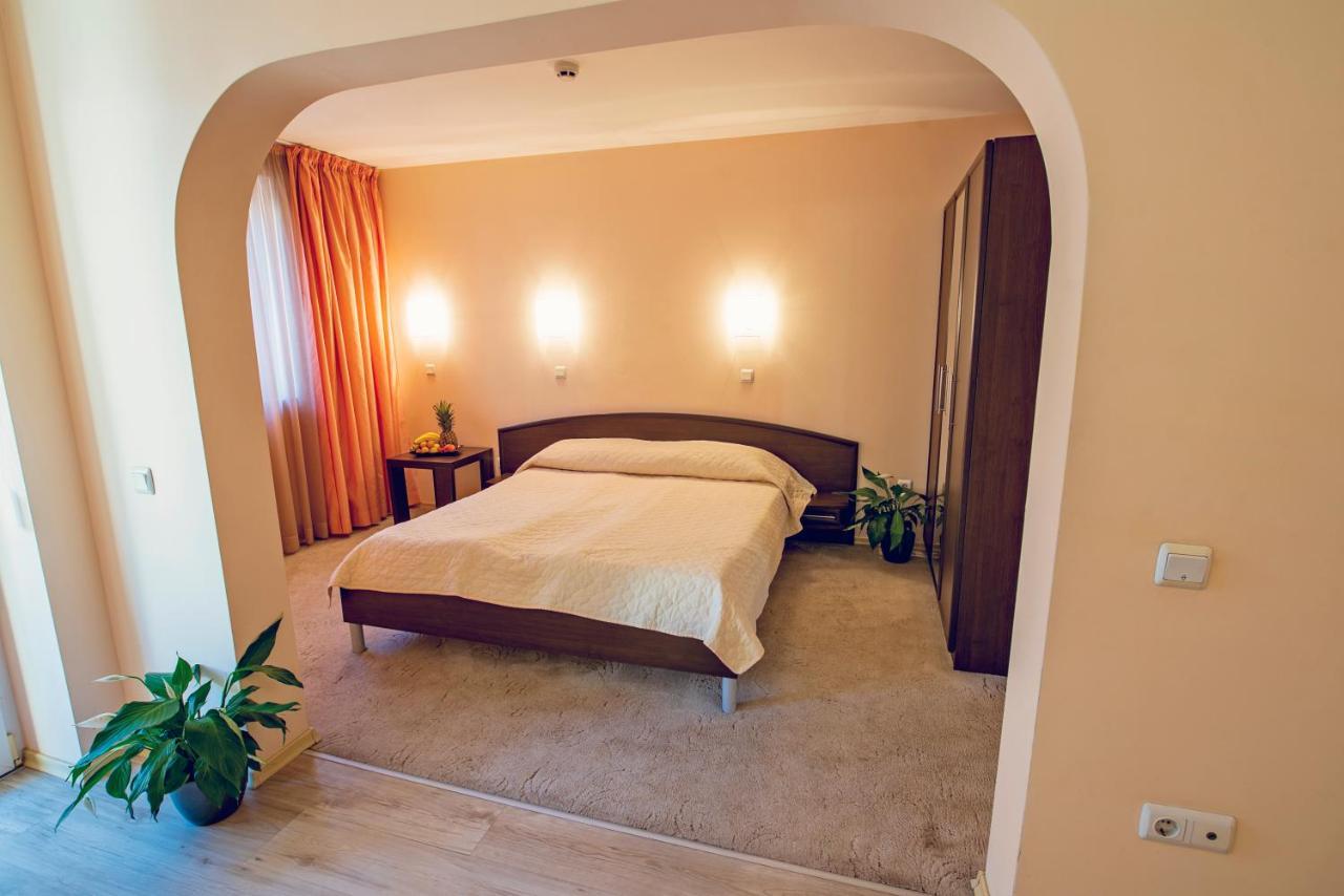 Family Hotel Gran Ivan Варна Екстер'єр фото